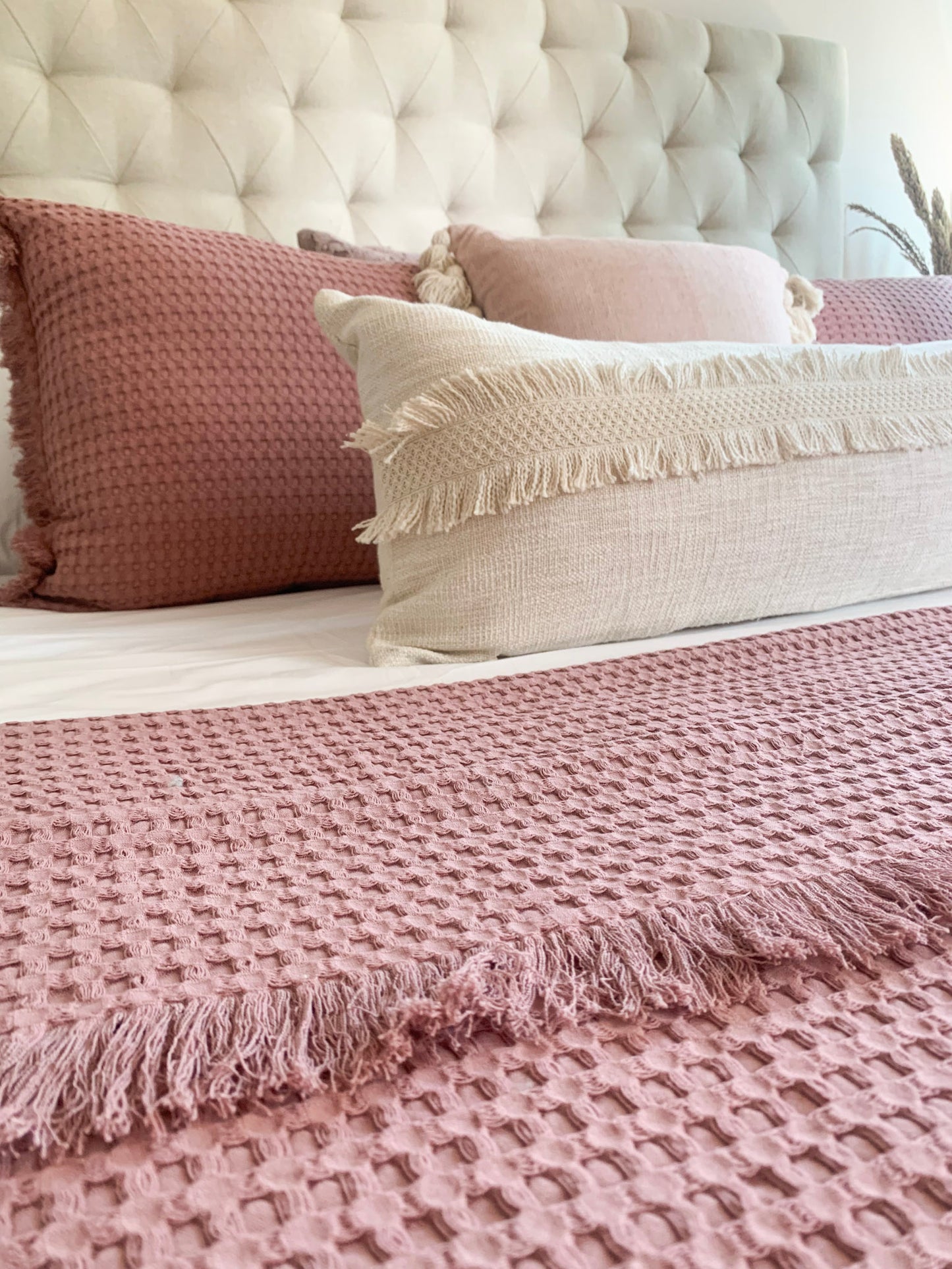WILLOW WAFFLE BEDCOVER BLUSH