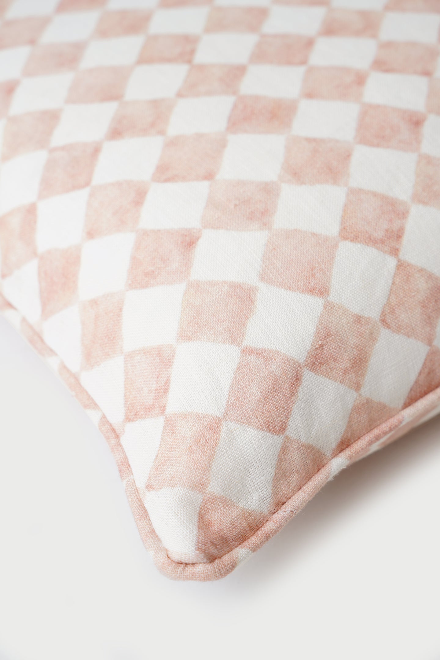 CHECKER BLUSH OBLONG CUSHION COVER