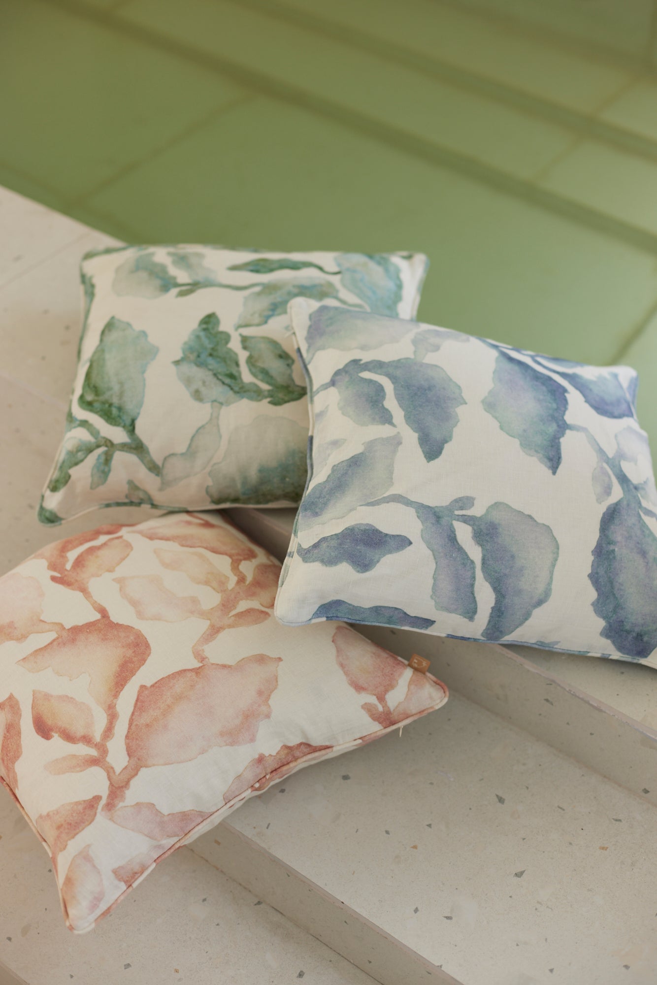 CASCADE BLUSH CUSHION COVER
