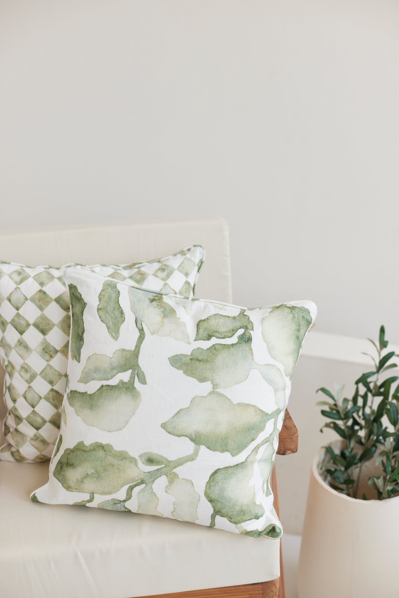 CASCADE GREEN CUSHION COVER