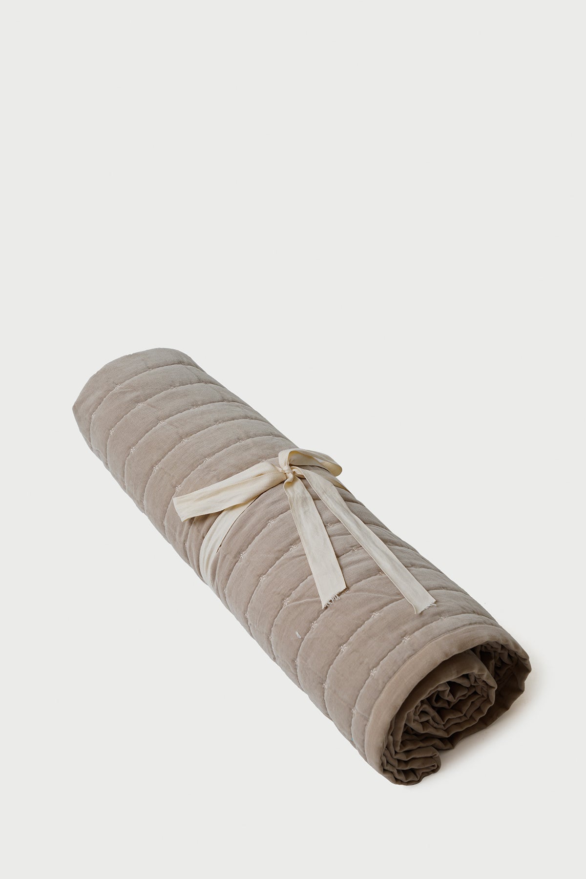 SITARA OATMEAL QUILT