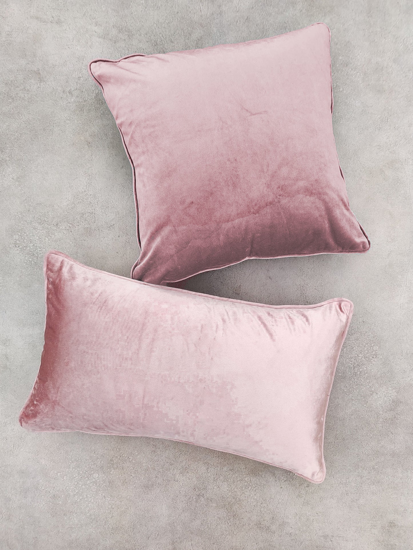 LILY CUSHION