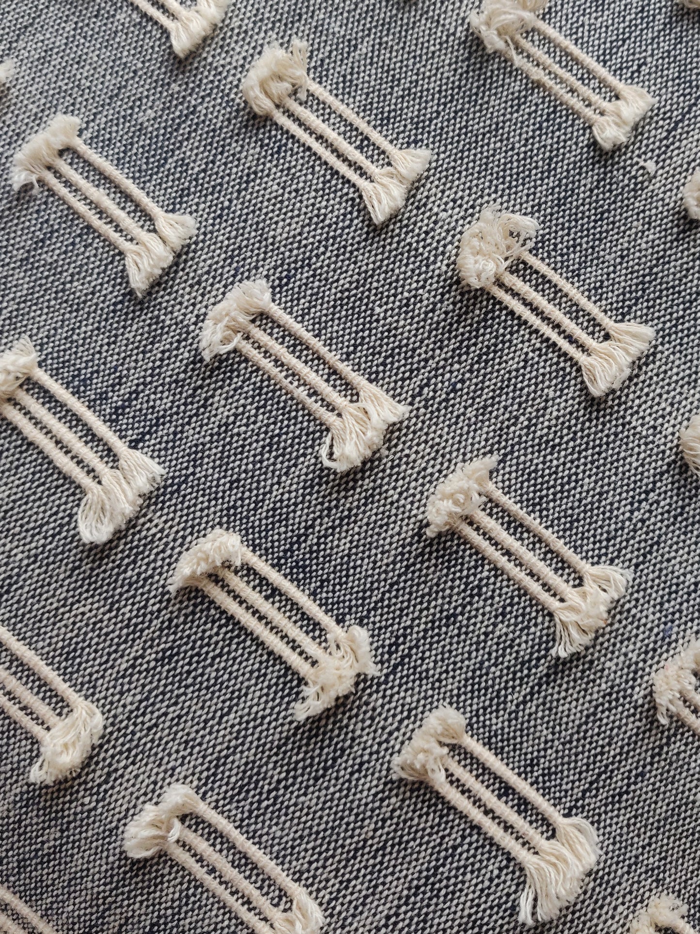 HAZEL CUSHION