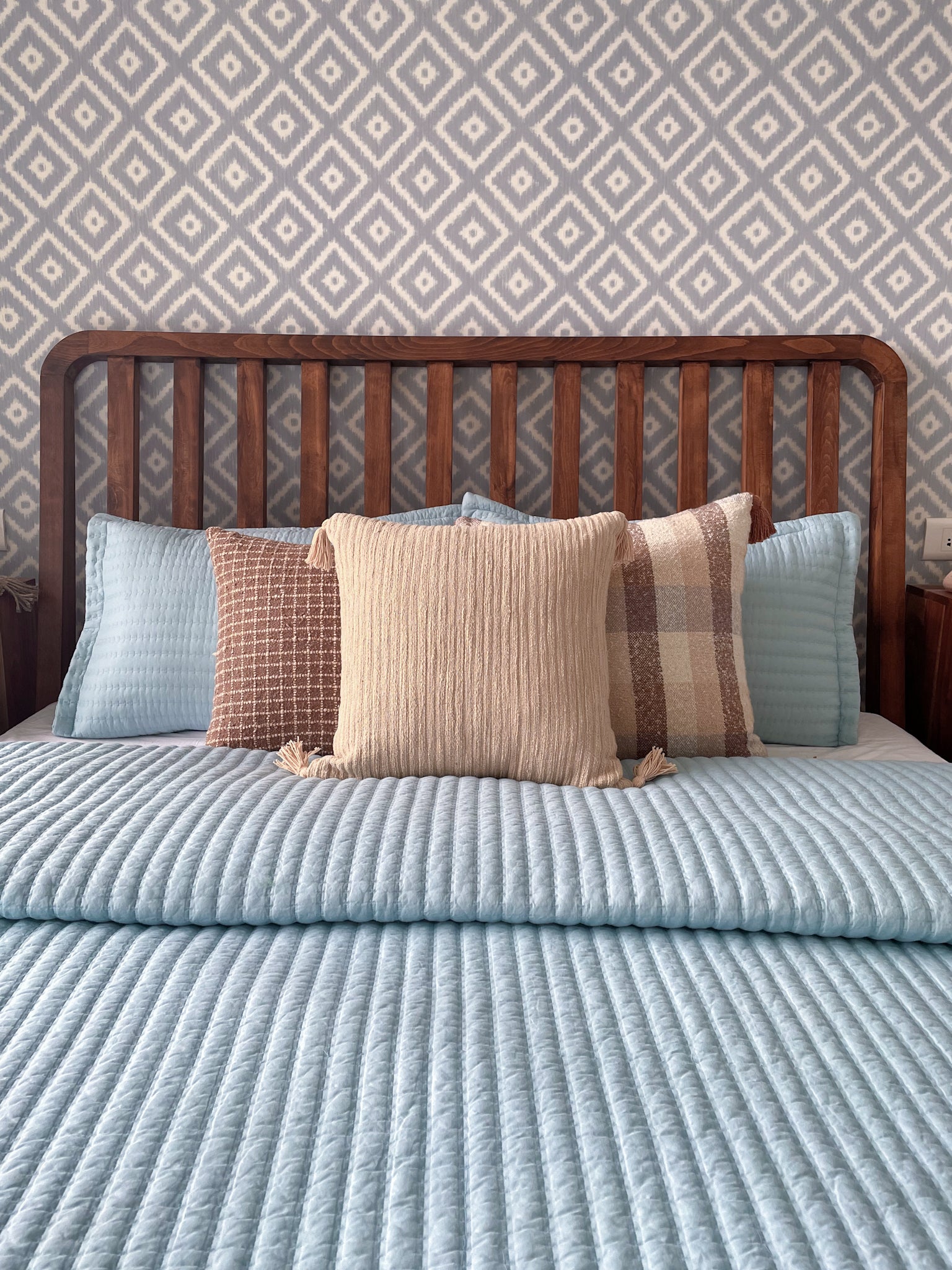 CARRIE BLUE BEDDING