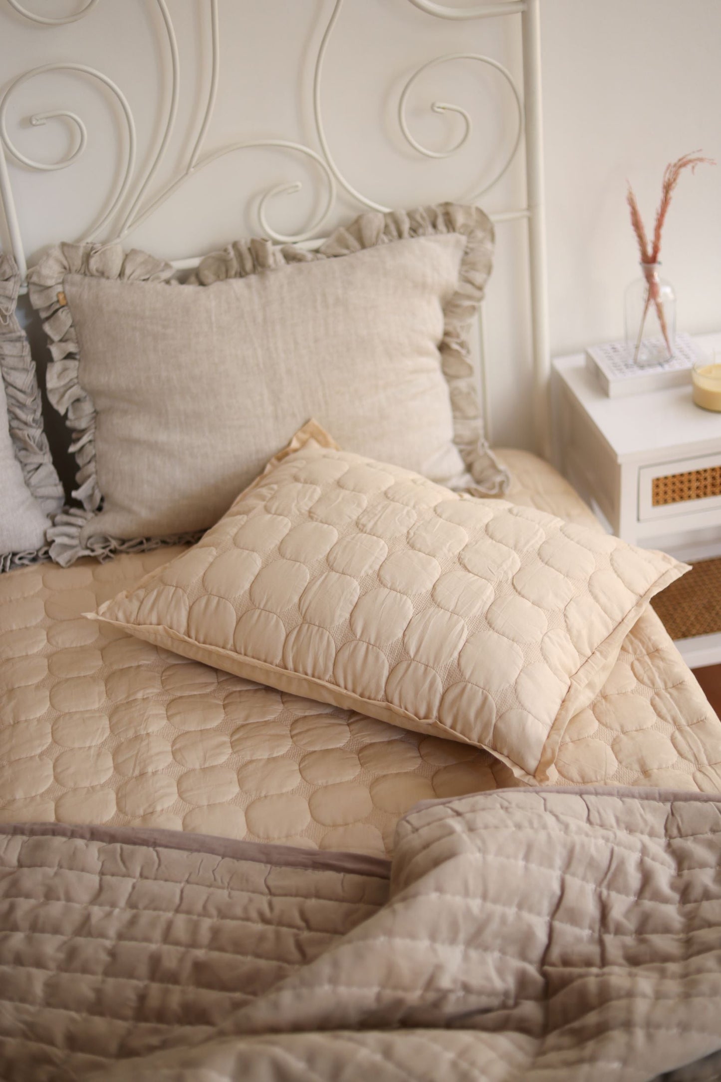 SITARA OATMEAL QUILT