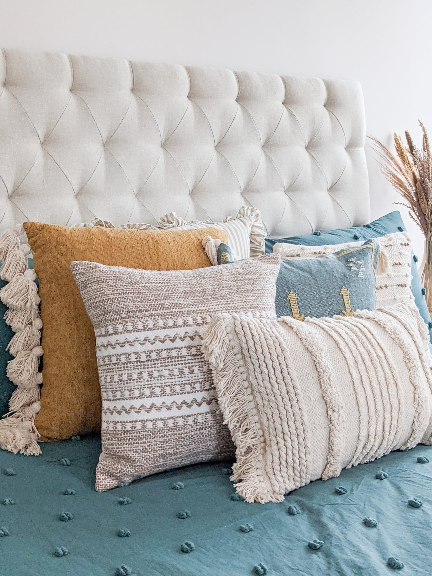 BRIE CUSHION