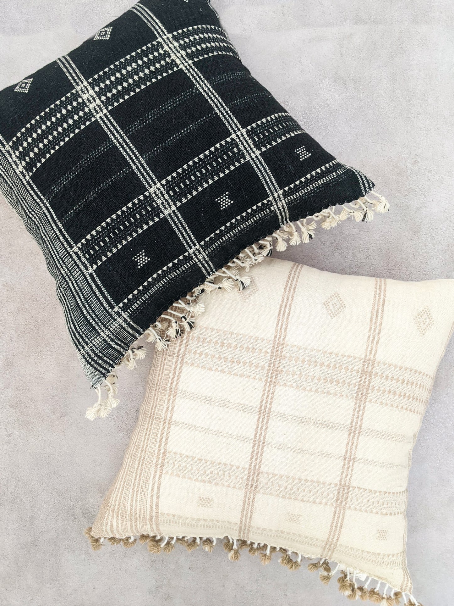 KIARA BHUJODI CUSHION