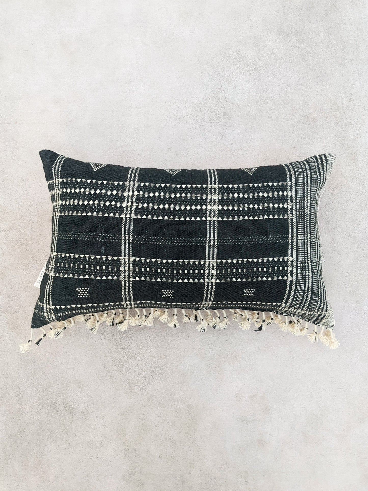 KIARA BHUJODI CUSHION