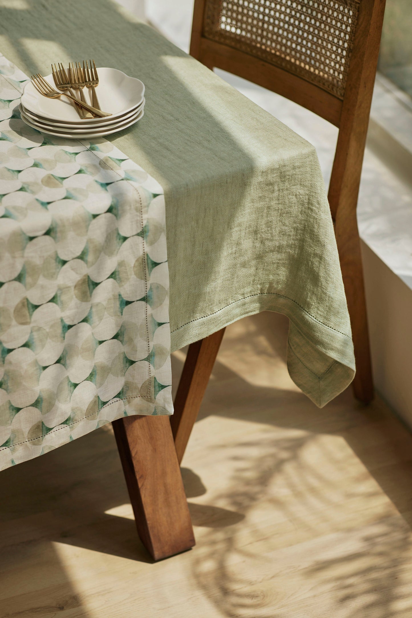LINEN SAGE HERRINGBONE TABLE COVER