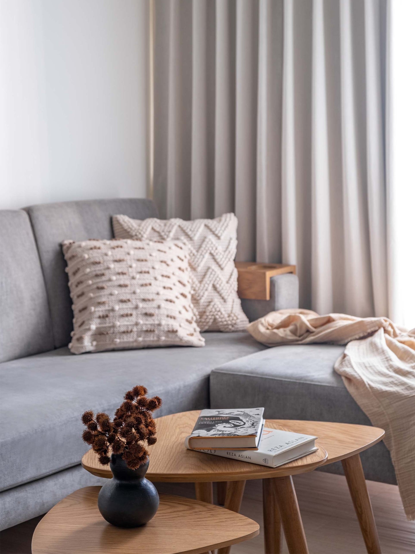 GIZA KNOTTED CUSHION