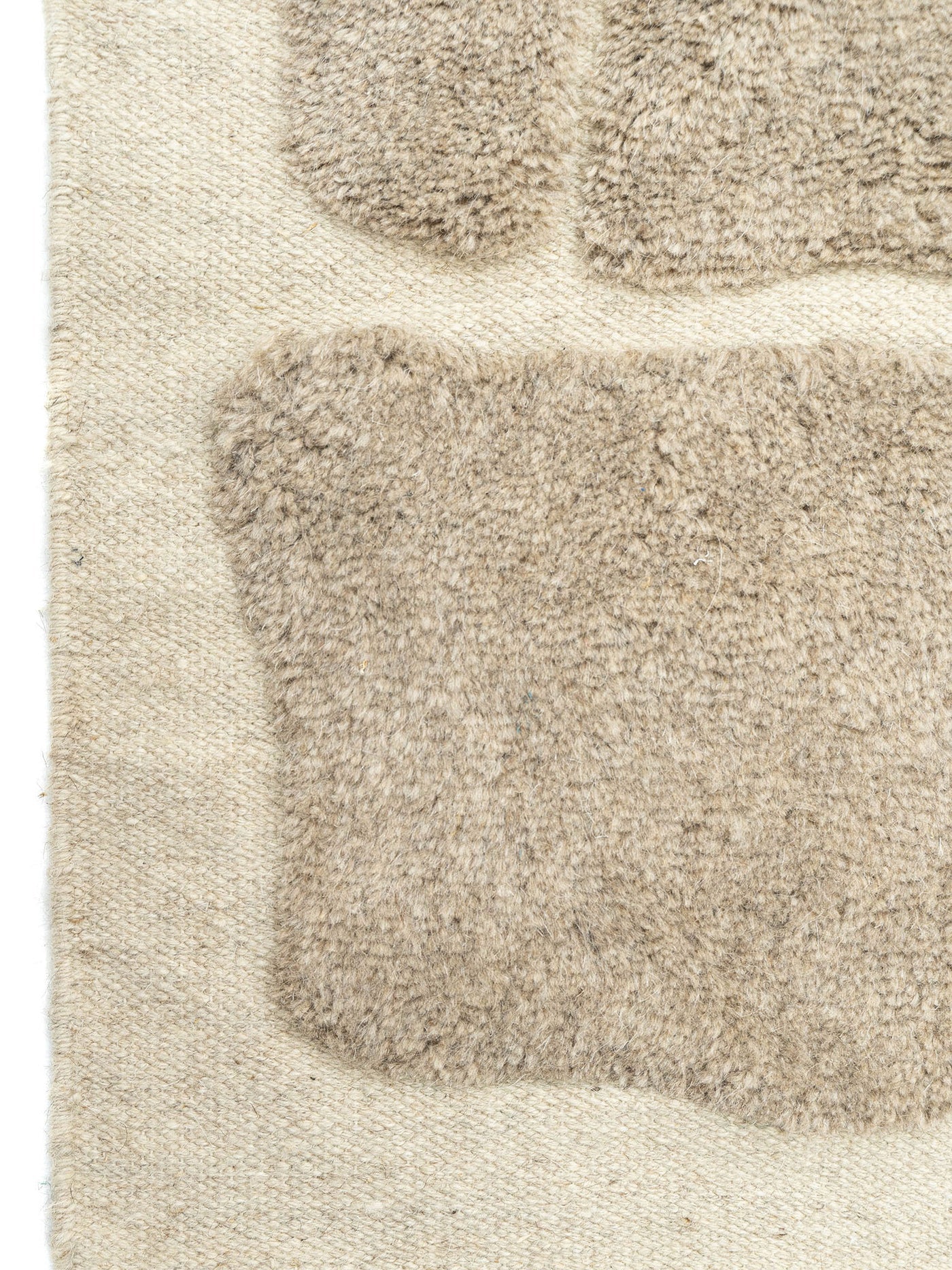 MOULD CAST HAND-TUFTED WOOL RUG