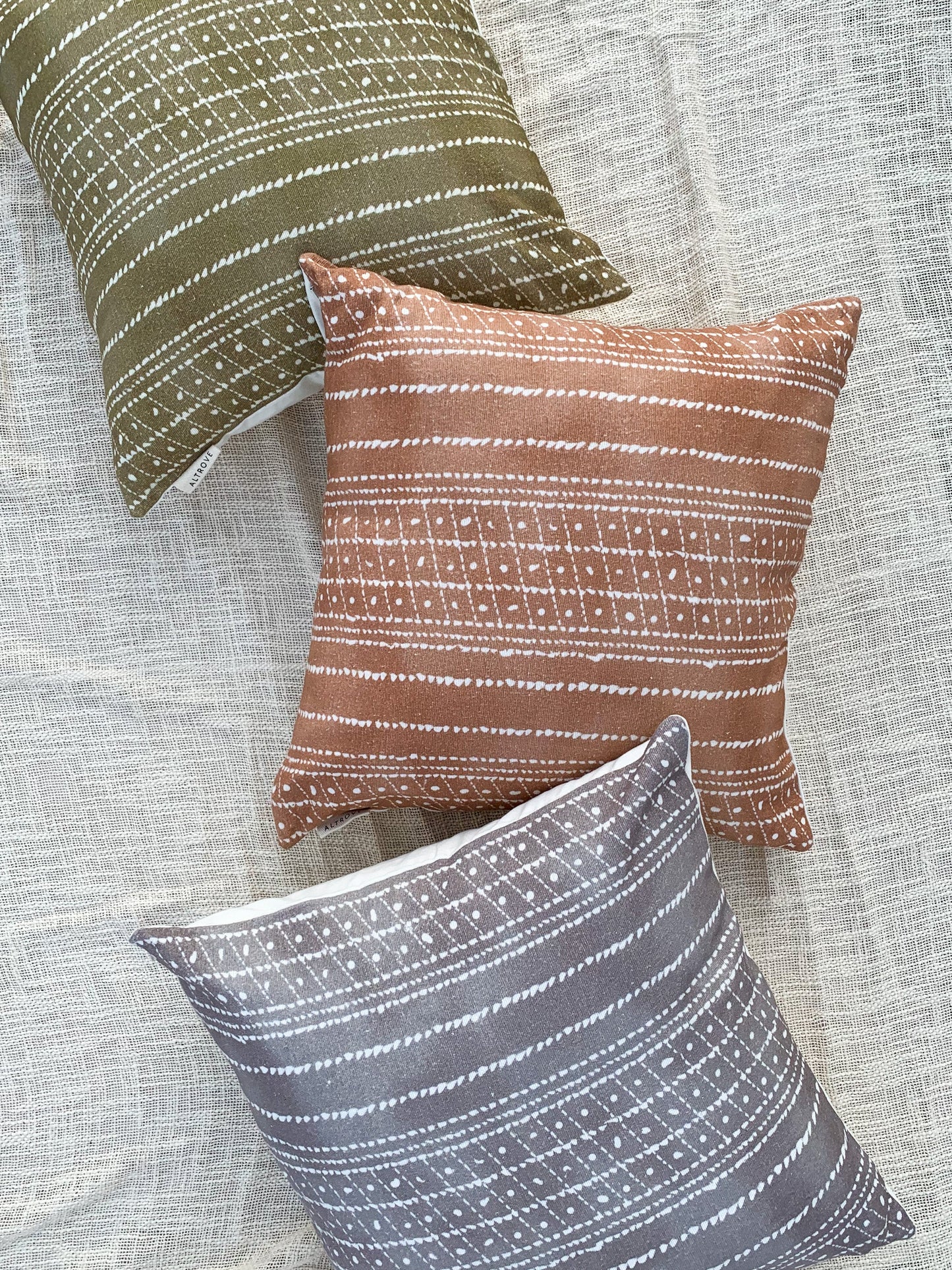 NIRAN CUSHION