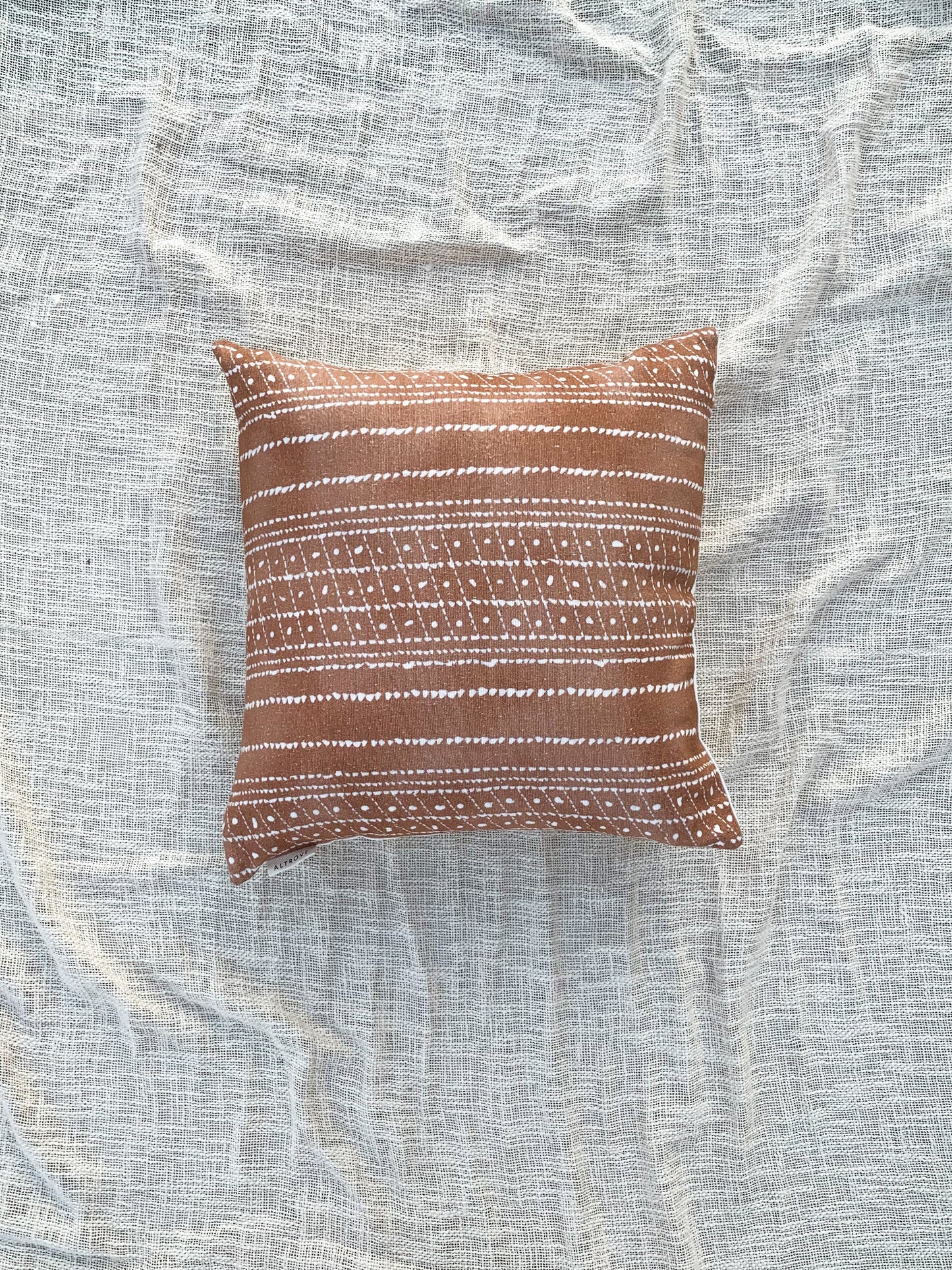 NIRAN CUSHION