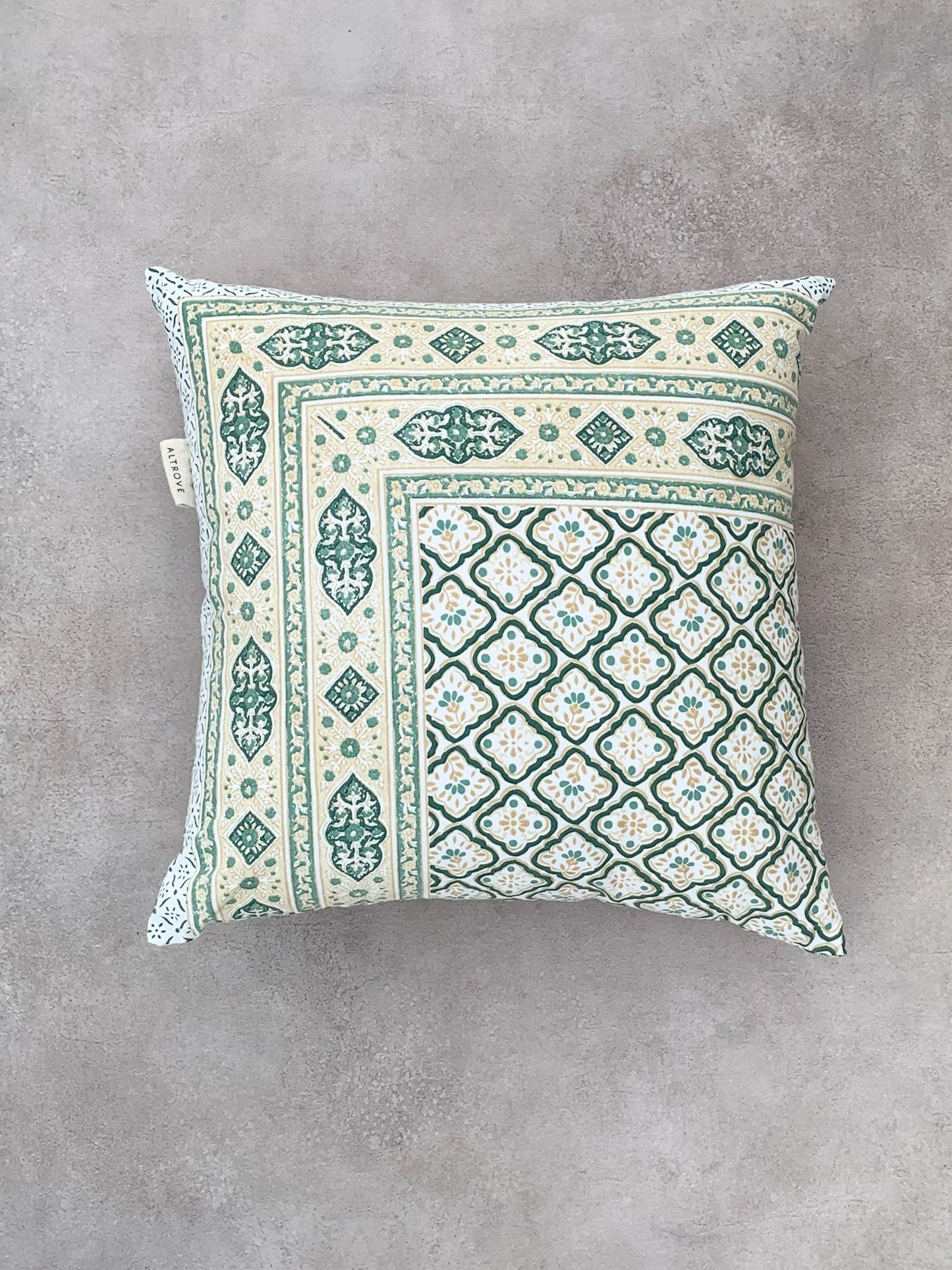 TARA CUSHION