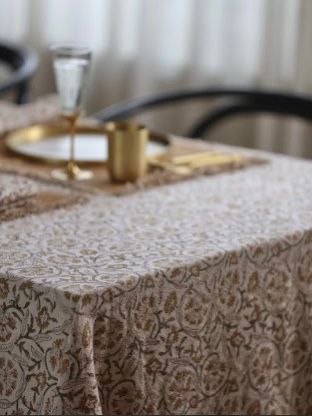 TABLE LINEN