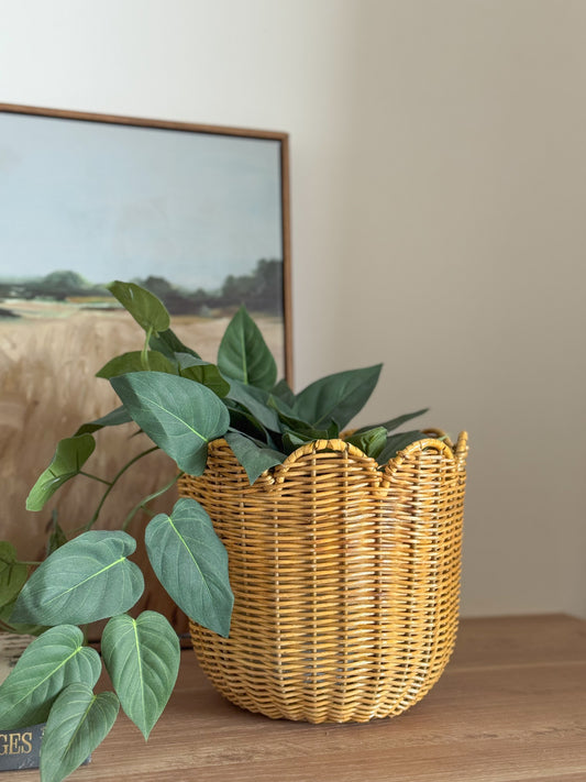 DIANA RATTAN VASE PLANTER