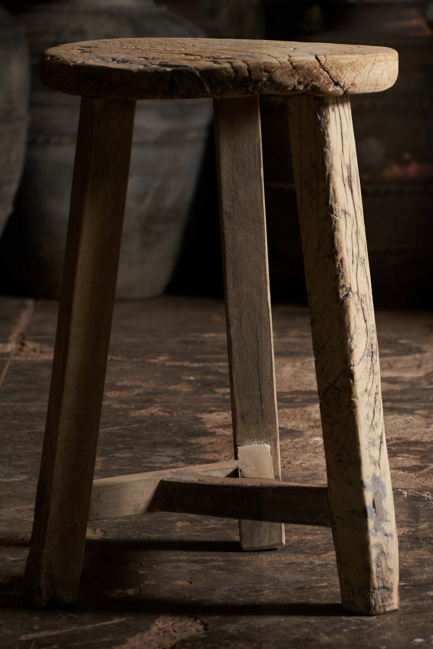 Rustic reclaimed-wood stool with natural grain, no. 1205 - view 4