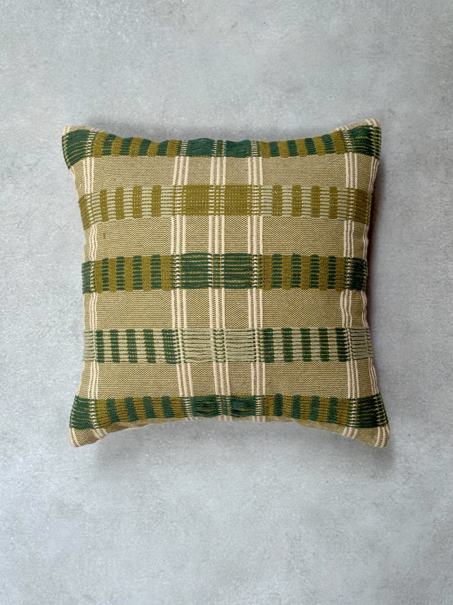 GAIA CUSHION