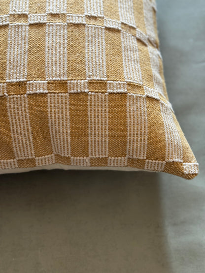 VICTOR CUSHION II
