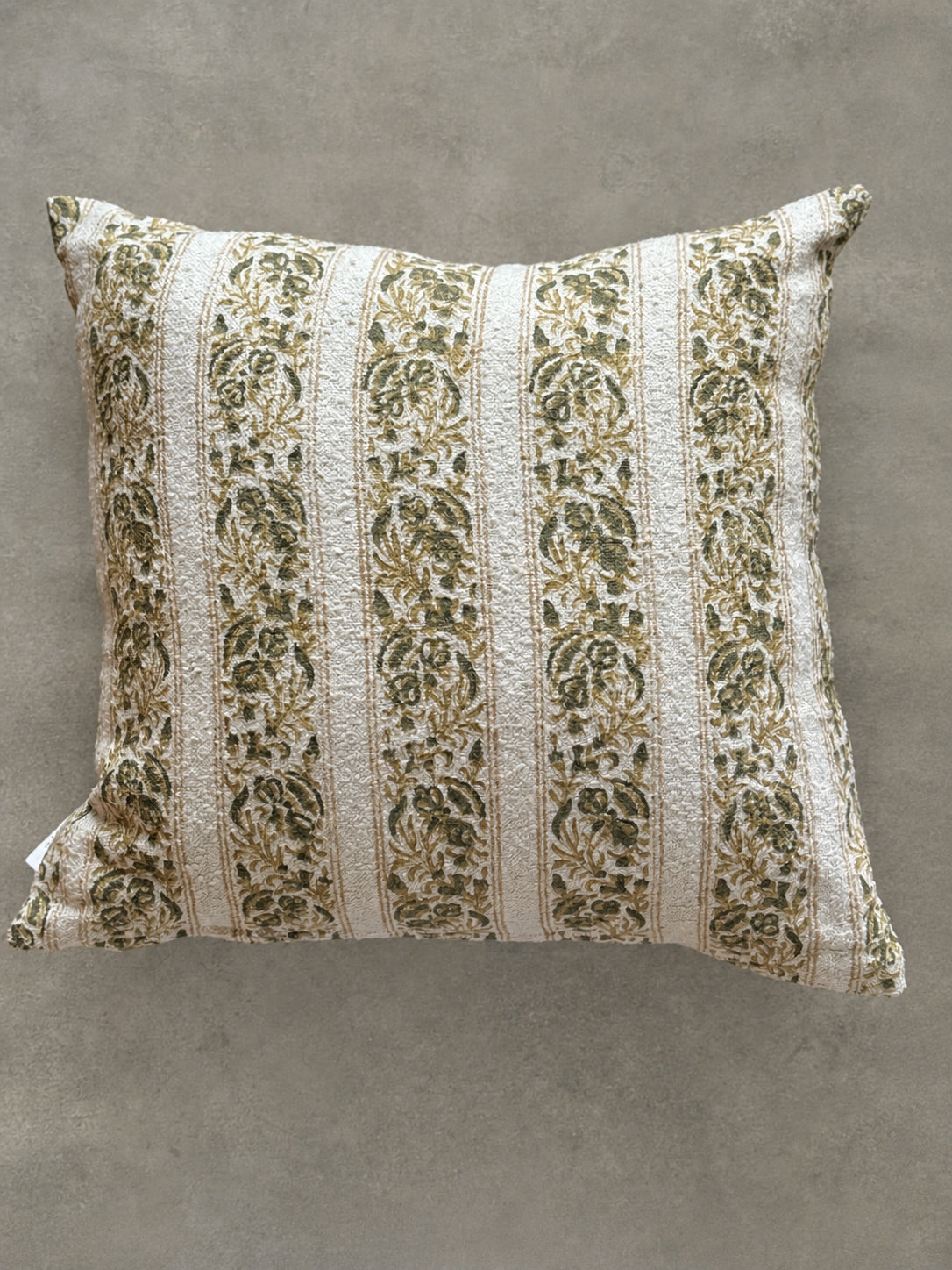 FLORA CUSHION in GREEN - ALTROVE