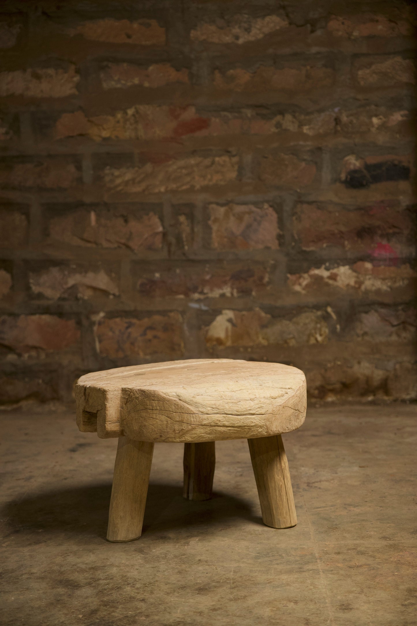 Rustic reclaimed-wood side table with natural grain, no. 2308 - view 4