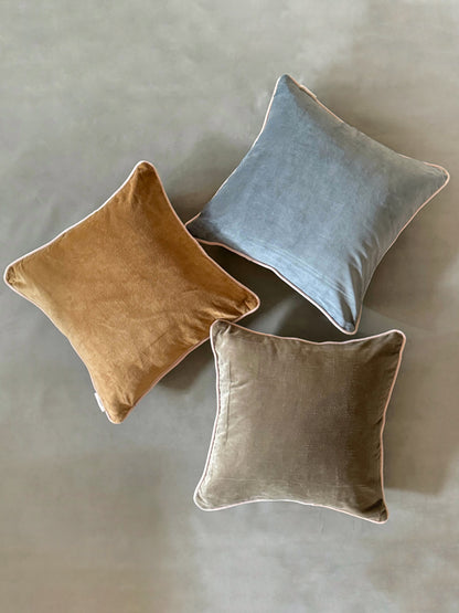LILA VELVET CUSHION - in 3 colors - ALTROVE