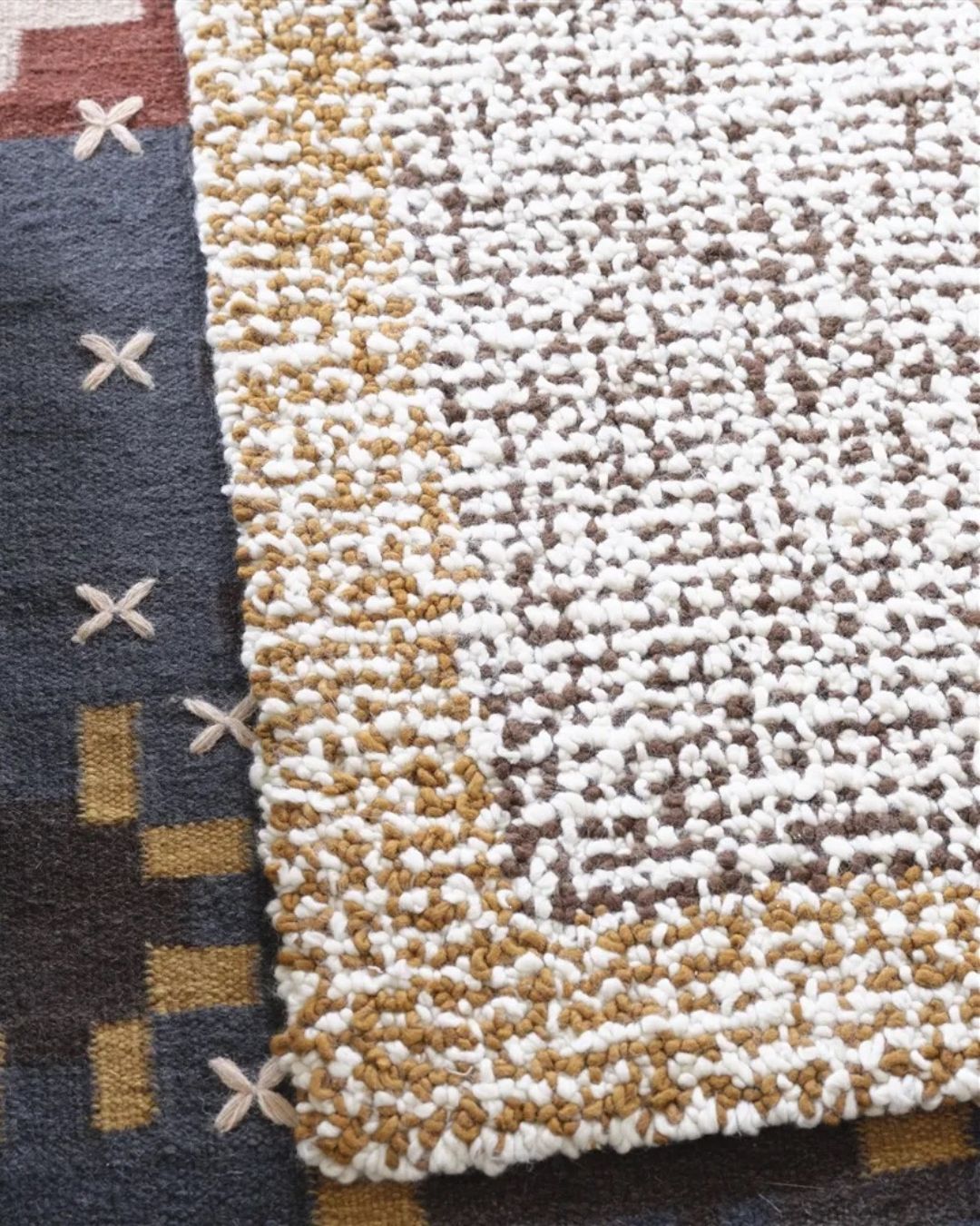 CREEK WOOL RUG - NATURAL