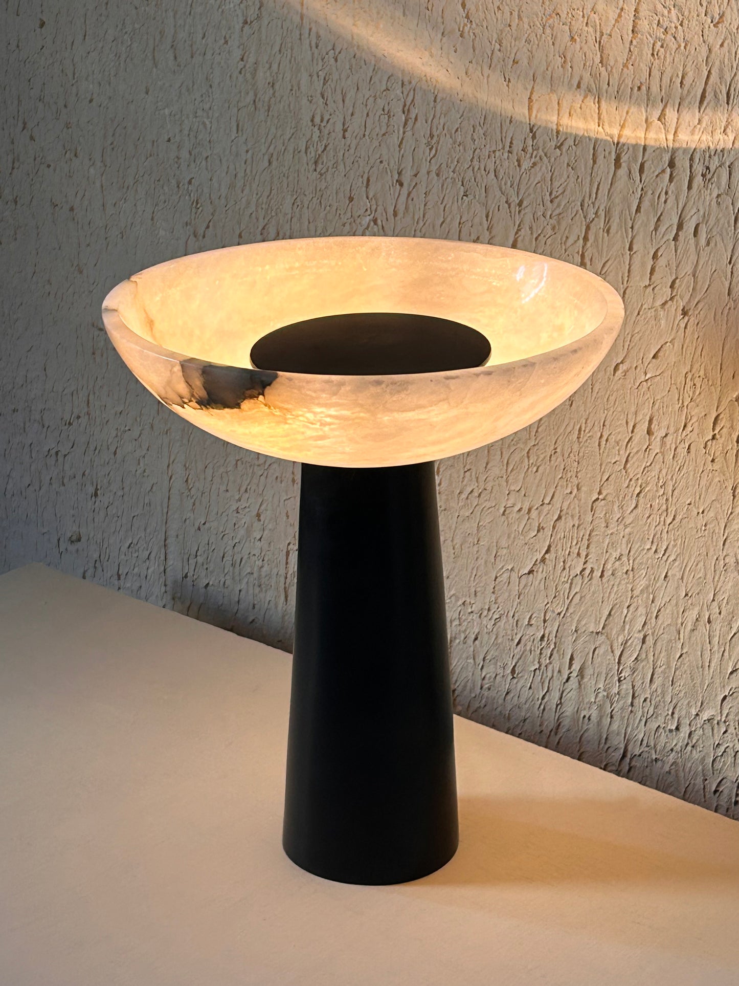 CRESCENT LAMP