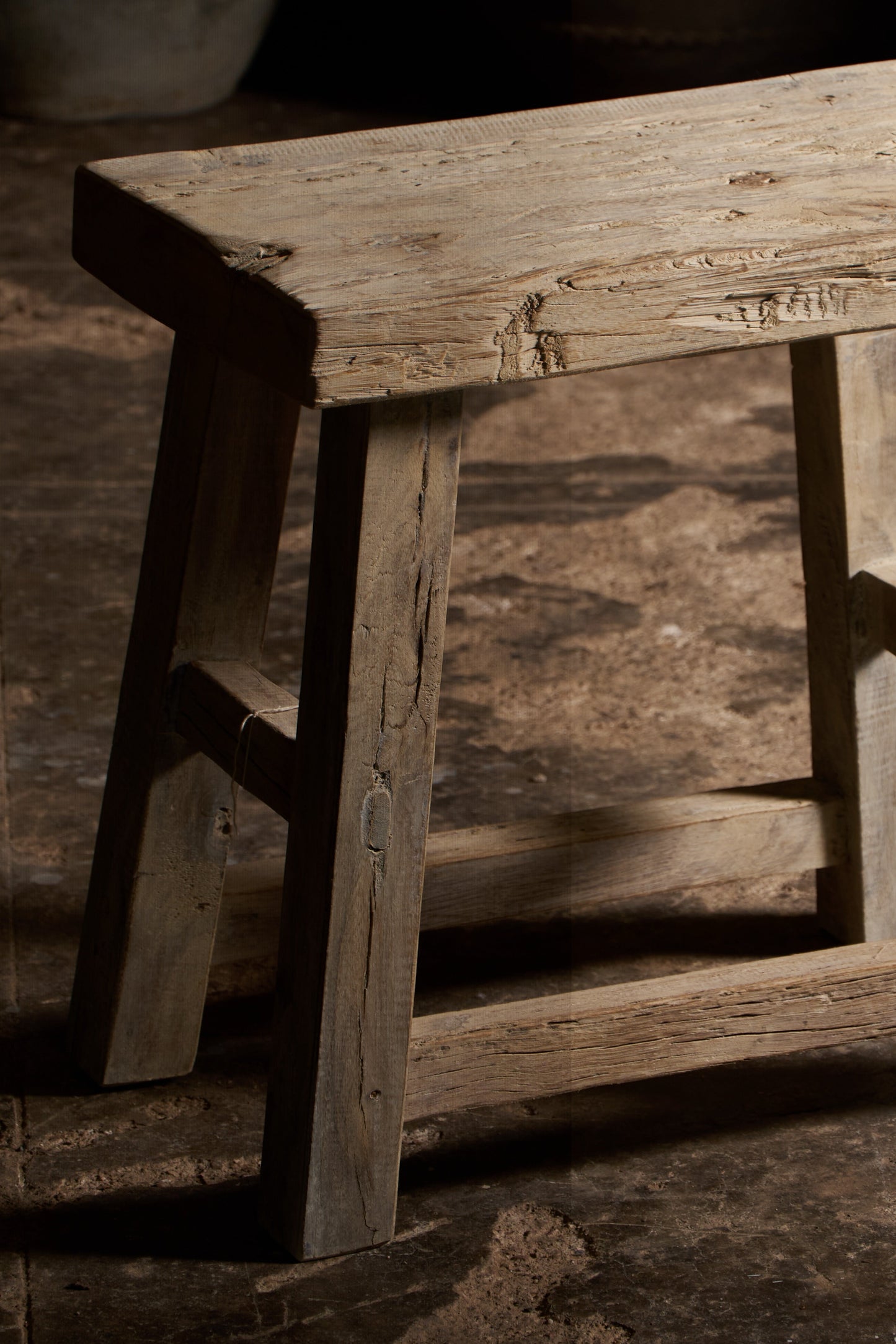 Rustic reclaimed-wood stool with natural grain, no. 0706 - view 4