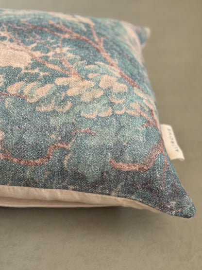 IVY CUSHION in GREEN - detail - ALTROVE