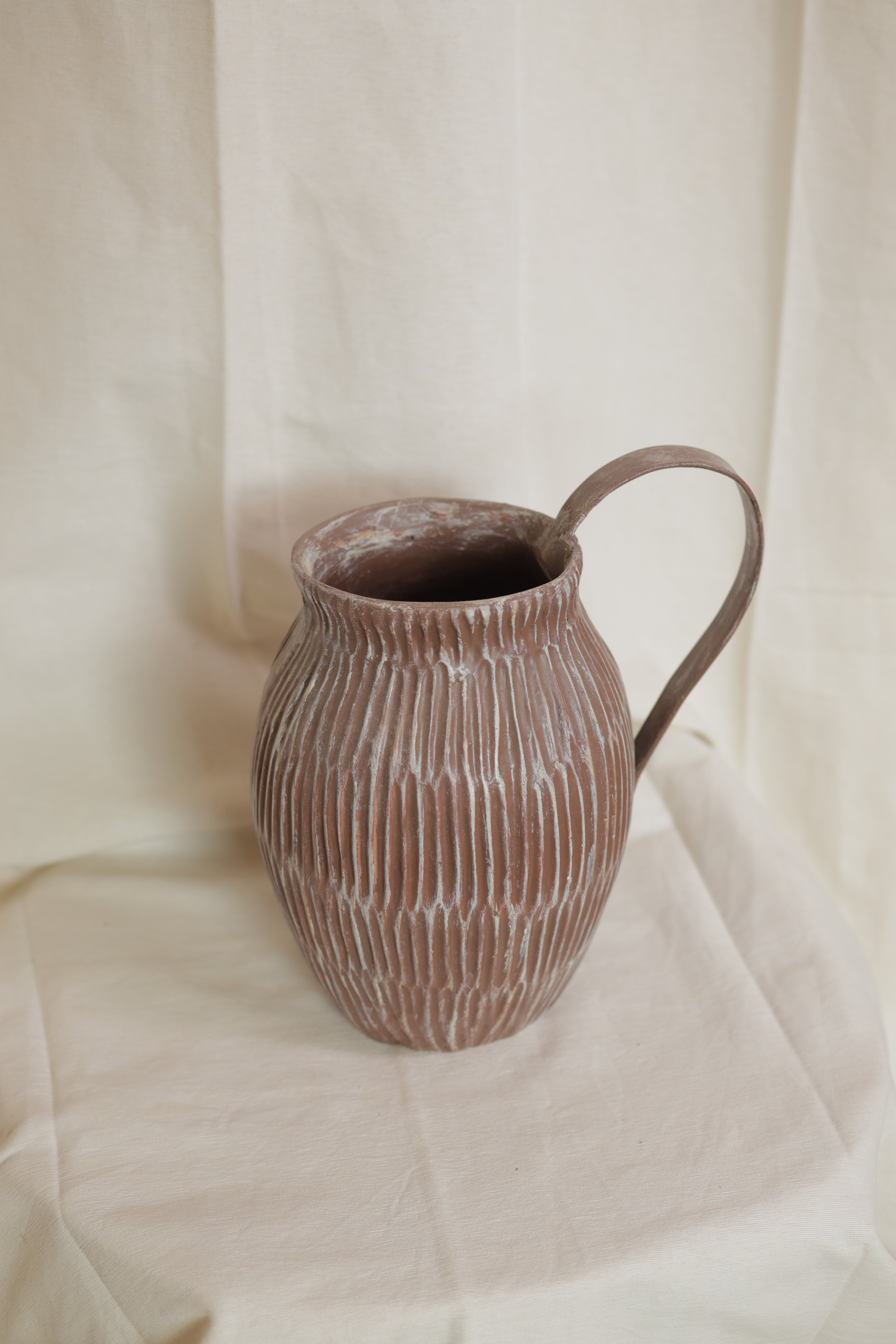 NOK VASE II- detailed- SAH STUDIO
