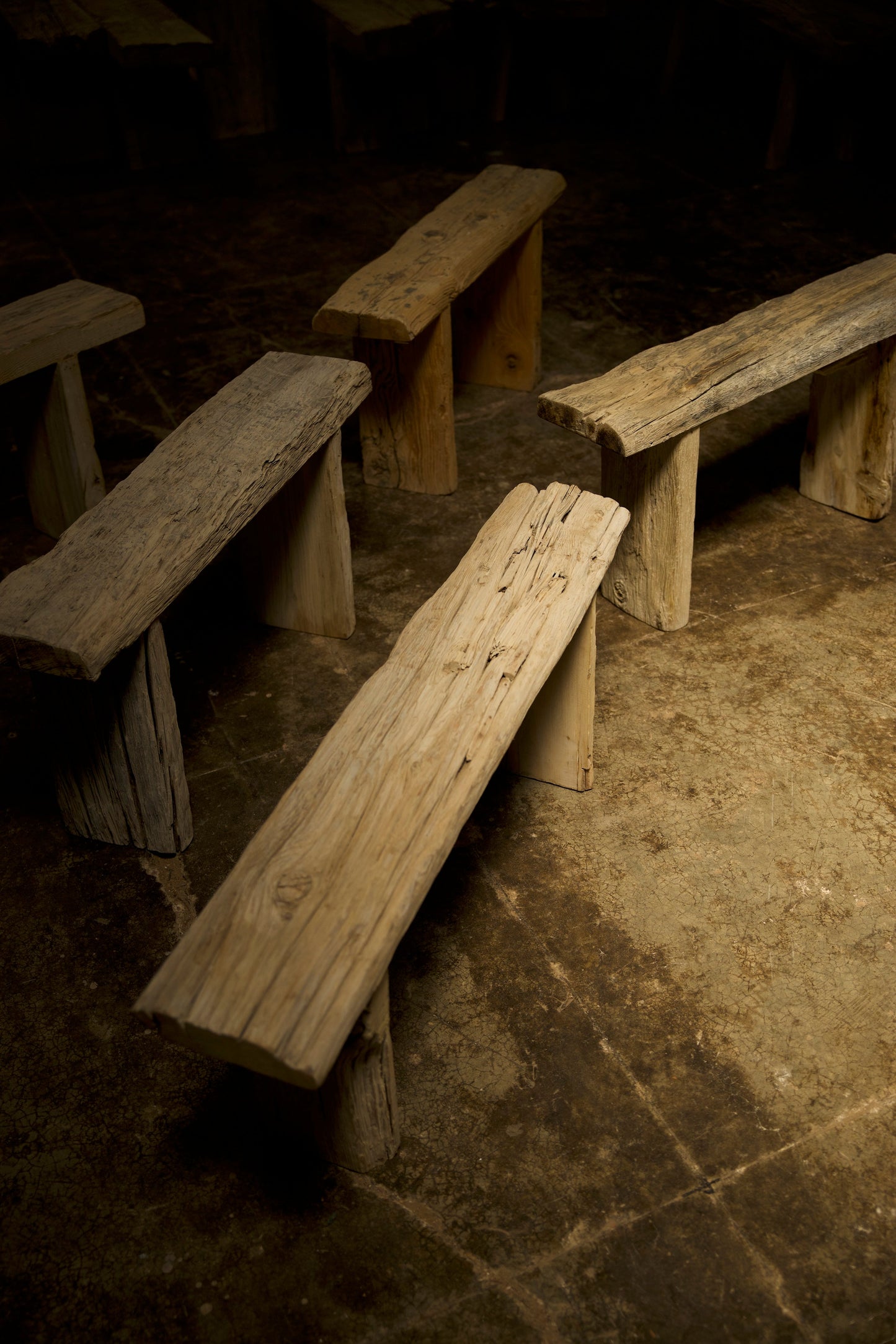 Bench repurposed from reclaimed Indian construction timber, rustic and aged, no. 1608 - view 4