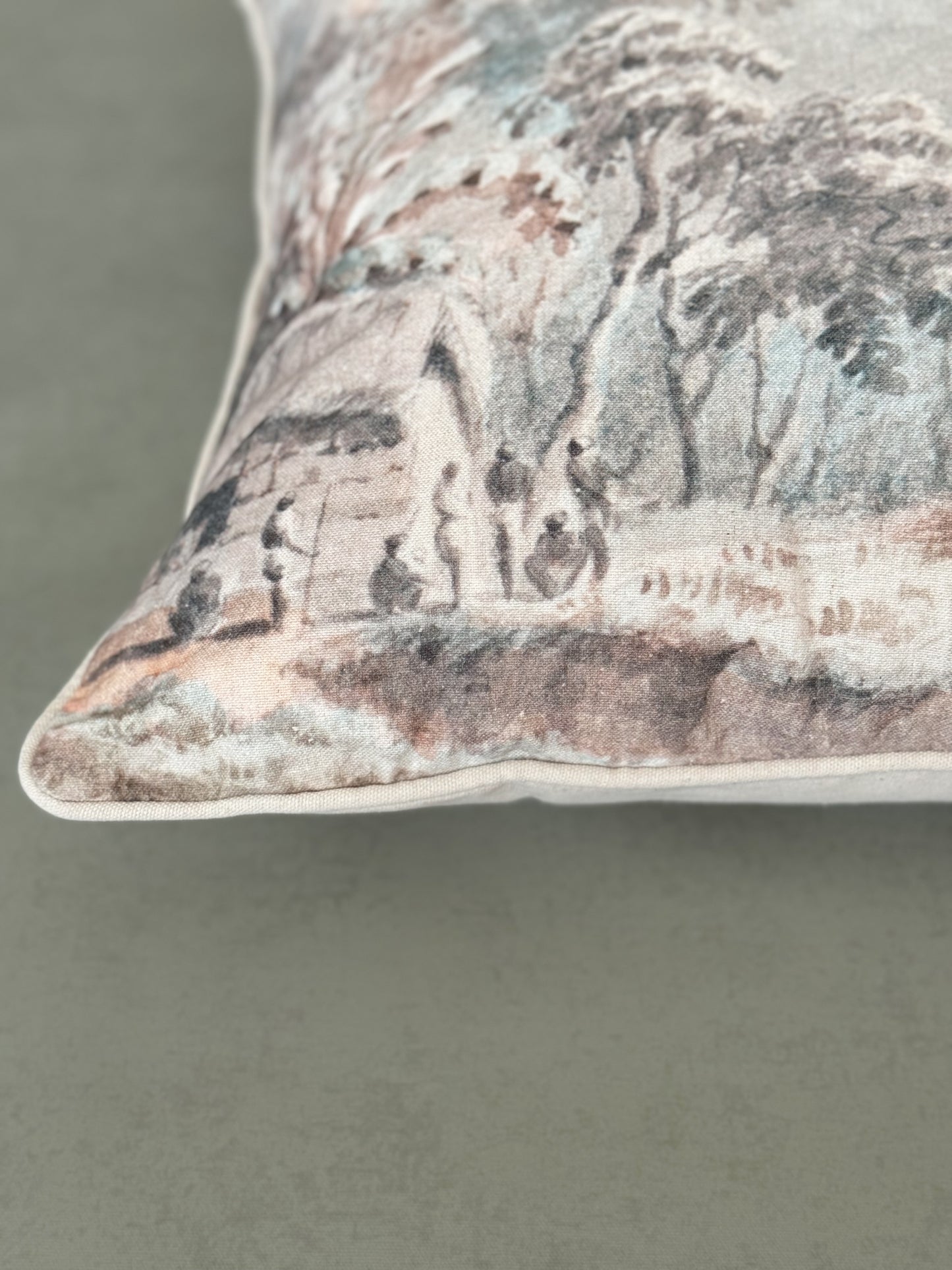 SEVILLE CUSHION