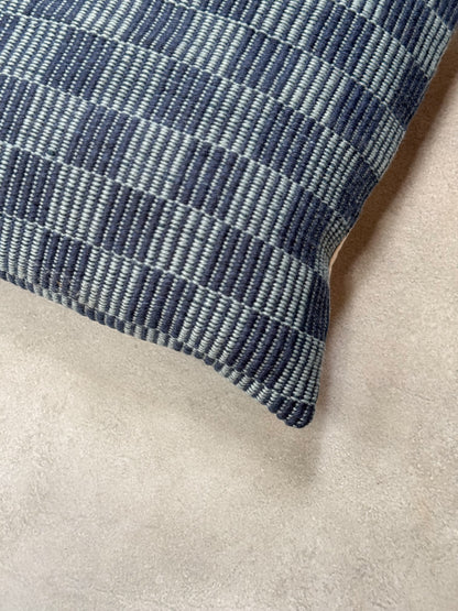 NIIA CUSHION