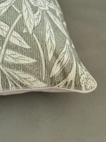 SAVANNA CUSHION in GREEN - detail - ALTROVE