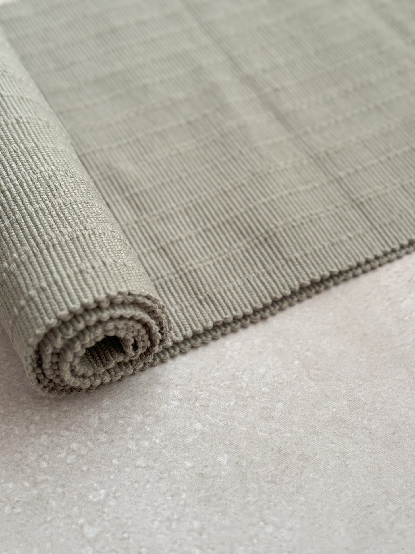 LILLIAN RIBBED PLACEMAT & RUNNER