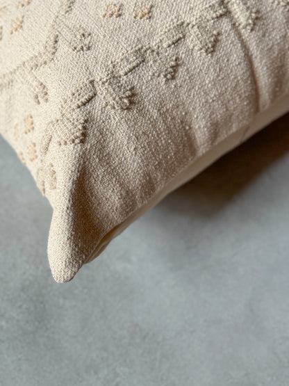 KAIRA BODY CUSHION - detail - ALTROVE