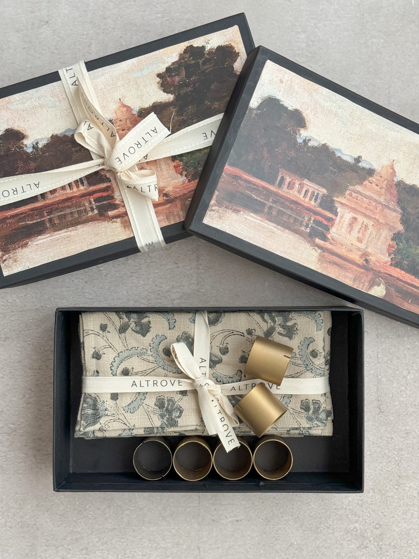 DINING GIFT BOX