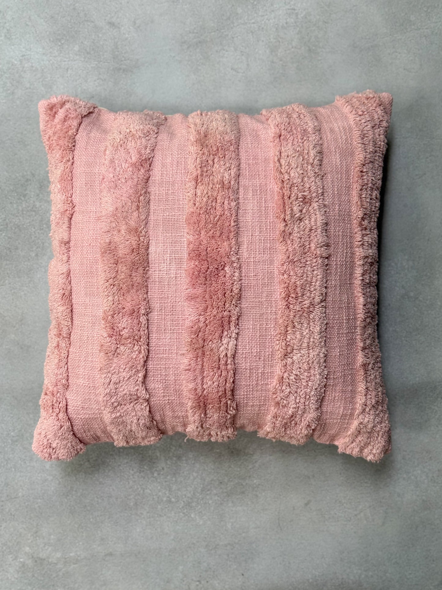 LIA CUSHION