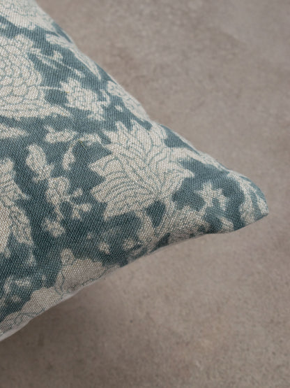 YASMIN BLOCKPRINT CUSHION - details- ALTROVE