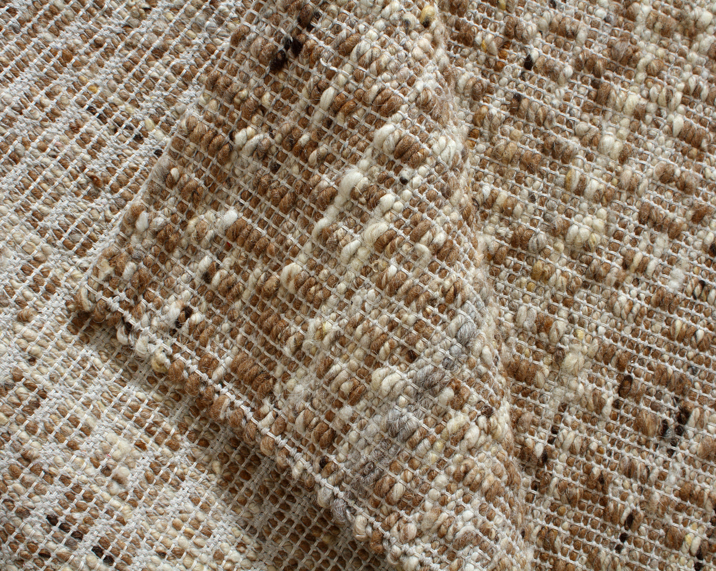 APREZO BROWN RUG