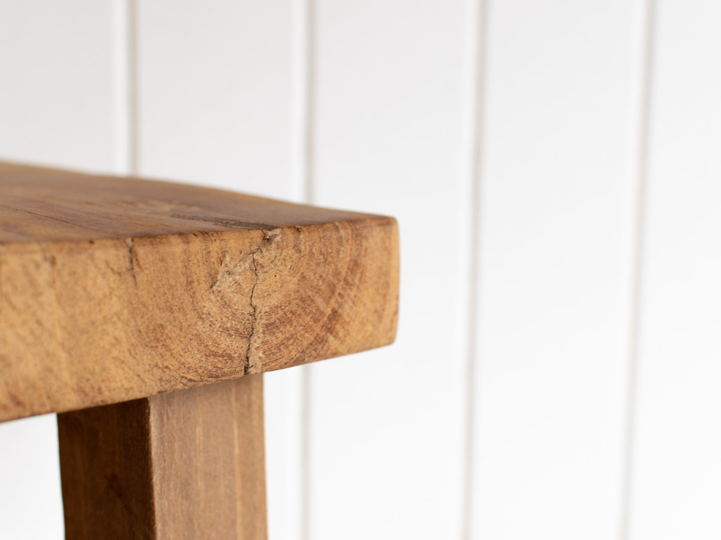 DECOR RISER STOOL