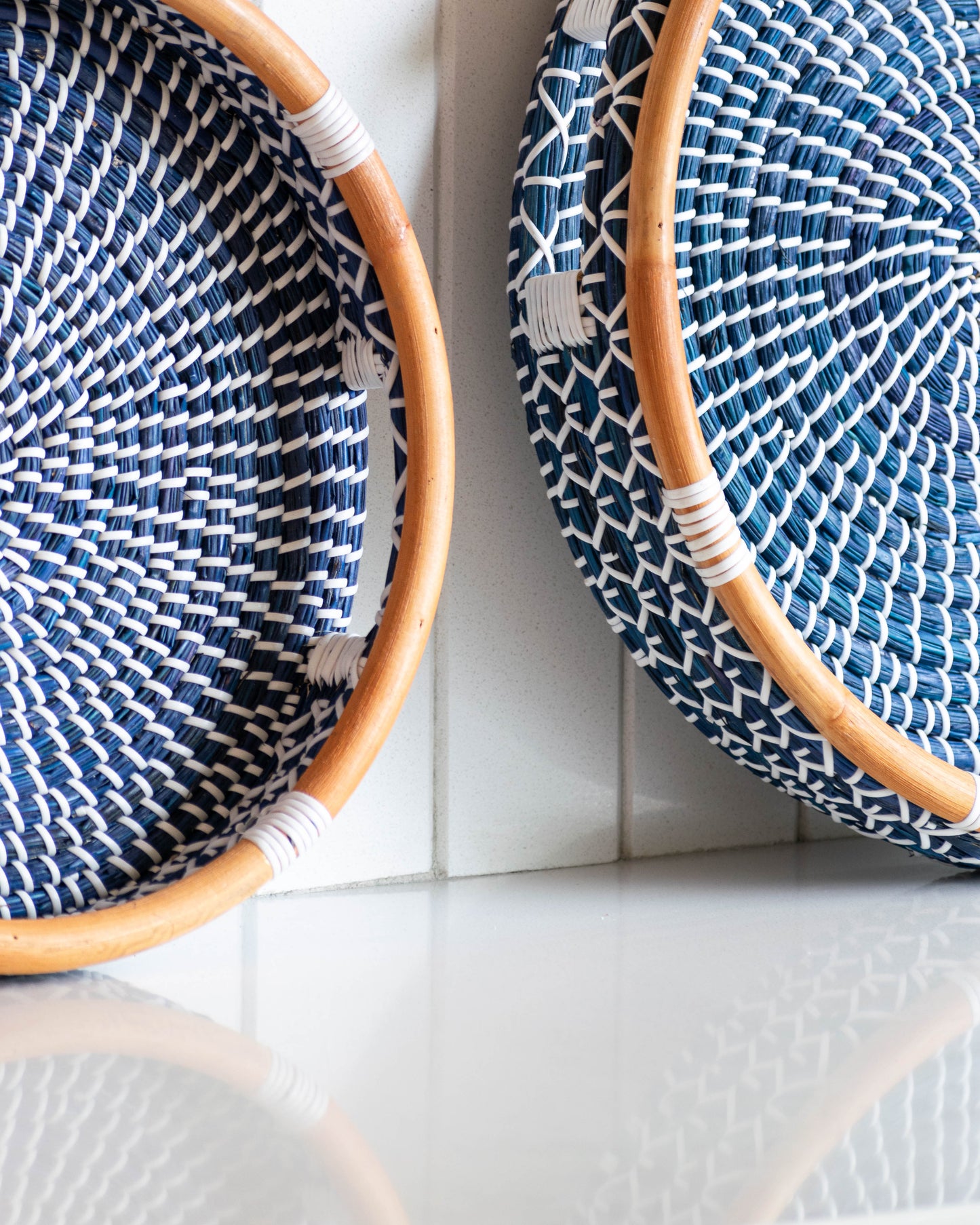 AZRAK DEEP BLUE SEAGRASS TRAY