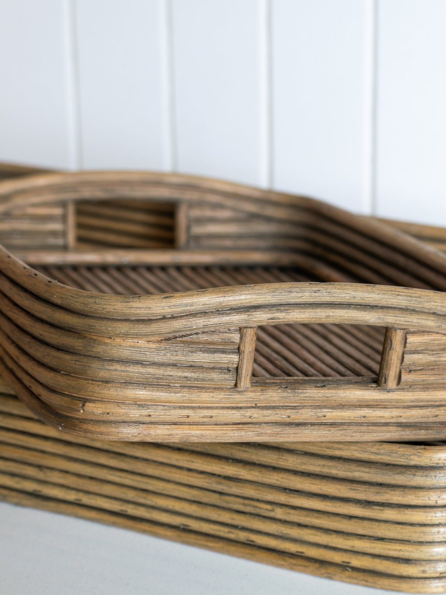 KAHAWA RATTAN TRAY