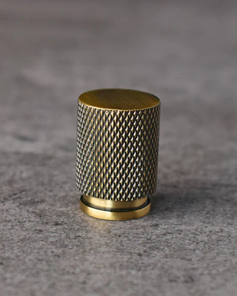 CYRIL SOLID BRASS KNURLED CABINET DRESSER KNOB