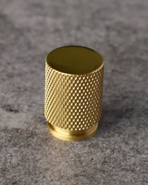 CYRIL SOLID BRASS KNURLED CABINET DRESSER KNOB