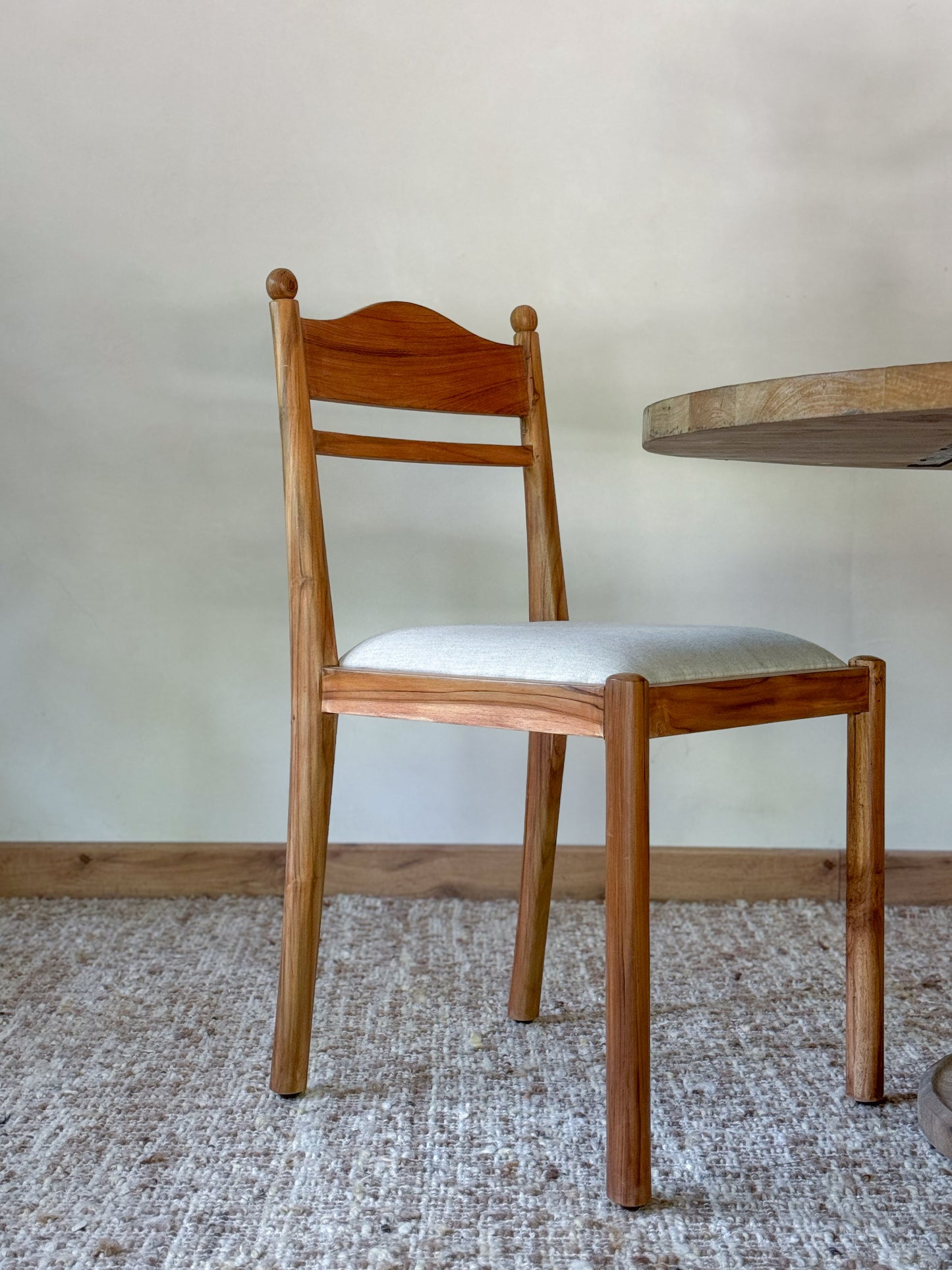 EDWARD DINING CHAIR