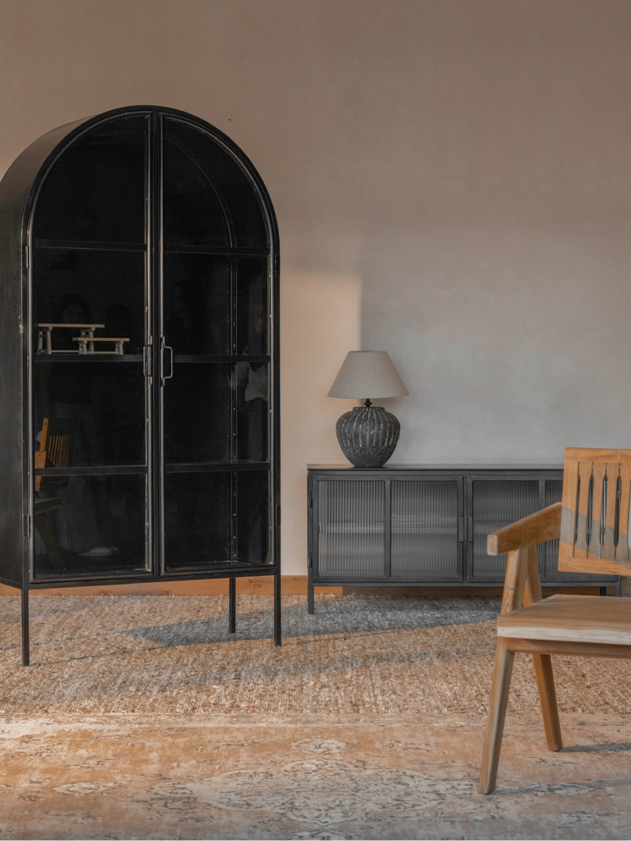 MATT ROUND ARCH CABINET