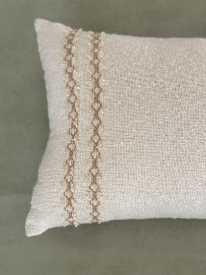 RUE LACE CUSHION - detail - ALTROVE