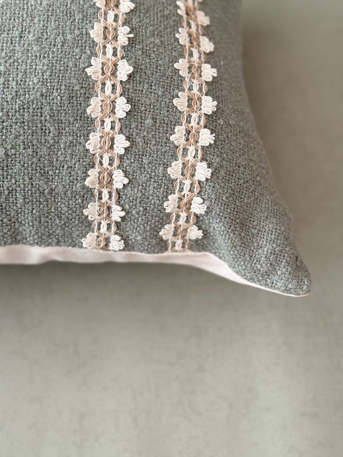 MARINA LACE CUSHION